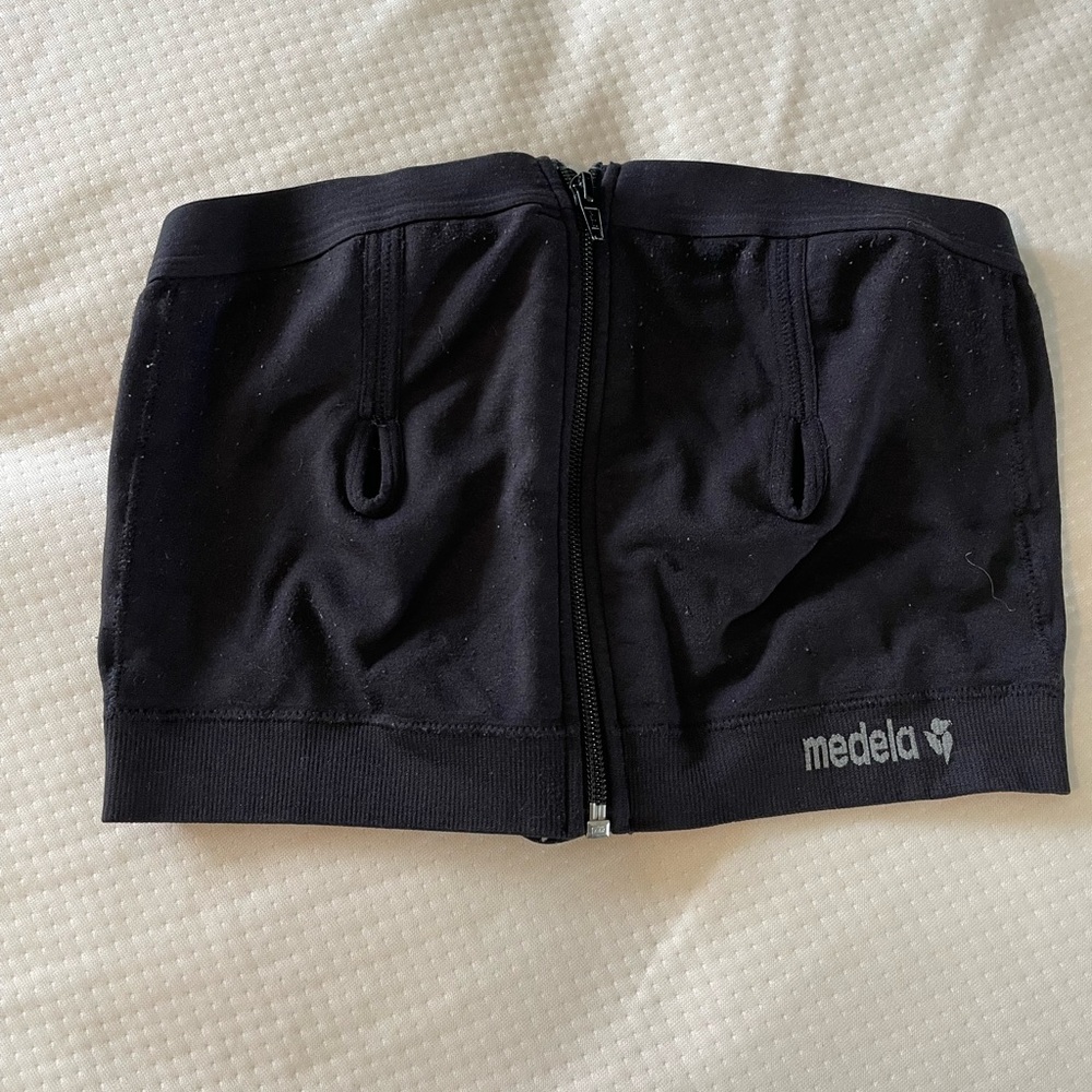 Medela Women's Black Pumping Bra